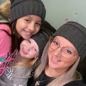 Meet your Posher, Christina